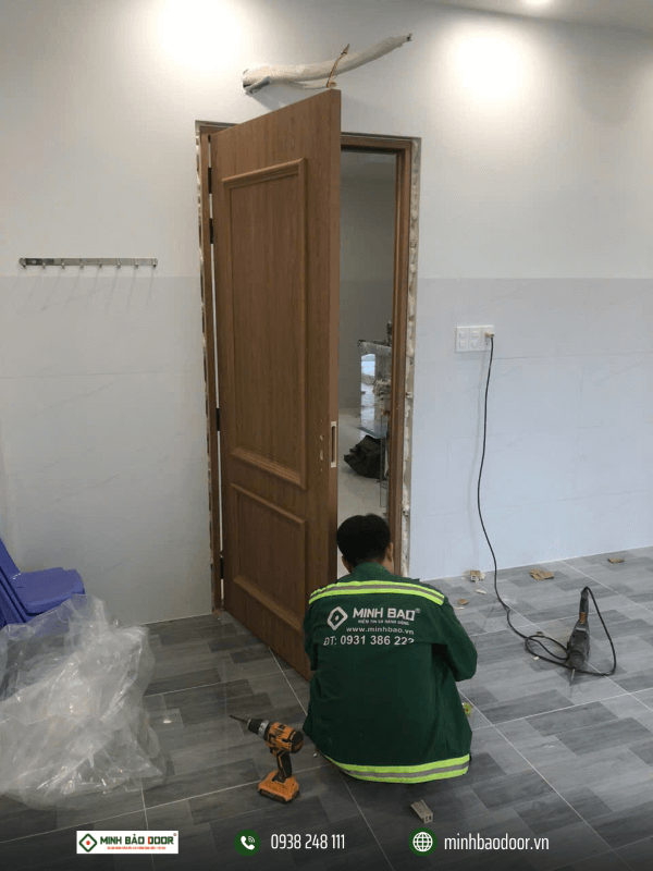 Đội ngũ kỹ thuật Minh Bảo Door có độ lành nghề cao