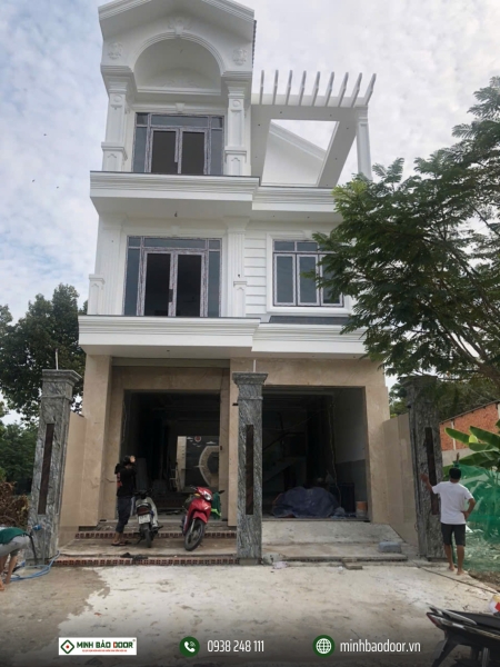 thi công cửa gỗ nhựa composite tại Nhà Bè
