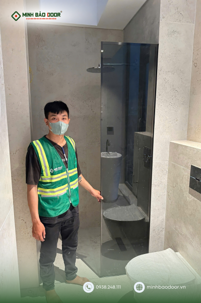 Bàn giao vách tắm kính slim tại Tây Ninh