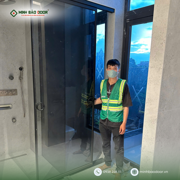 Bàn giao vách tắm kính slim tại Tây Ninh
