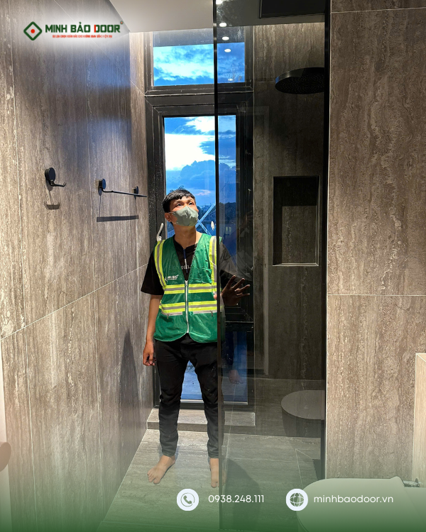Bàn giao vách tắm kính slim tại Tây Ninh