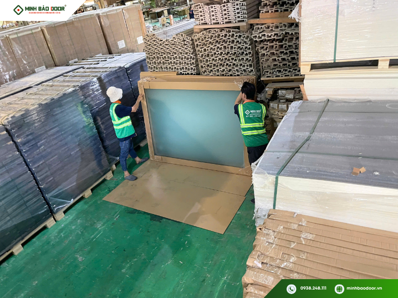 Bảng báo giá cửa slim phường Phú Thuận HCM mới nhất