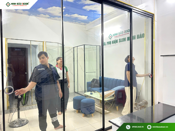 Bảng báo giá cửa slim phường Phú Thuận HCM mới nhất