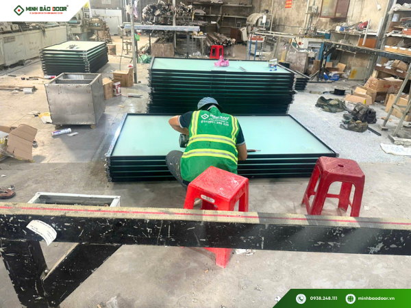 Cập nhật giá cửa slim phường Tân Hòa HCM